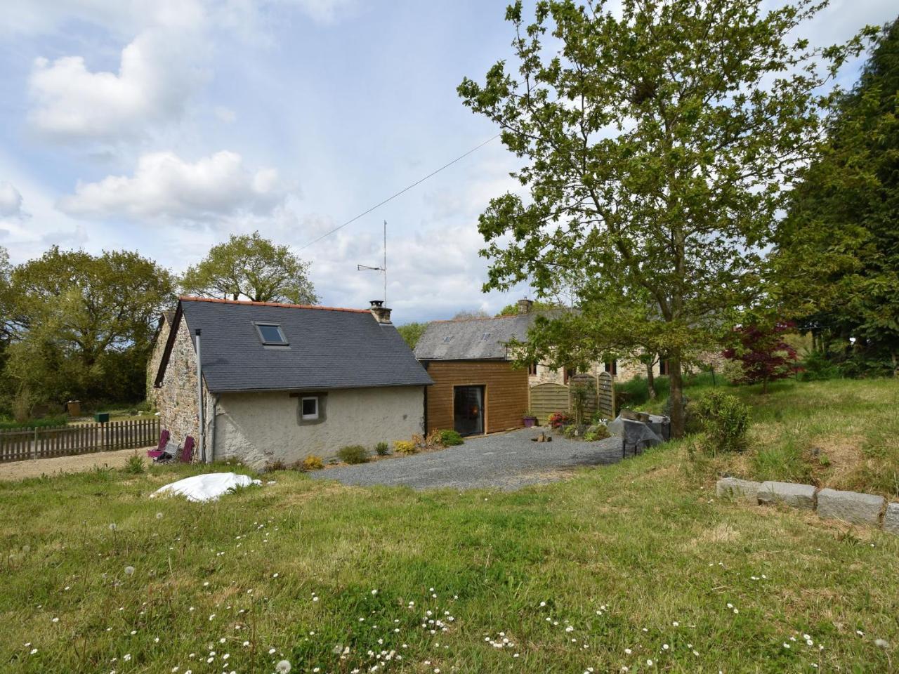 Breton Stone House In Saint Gilles Les Bois Villa Exterior photo